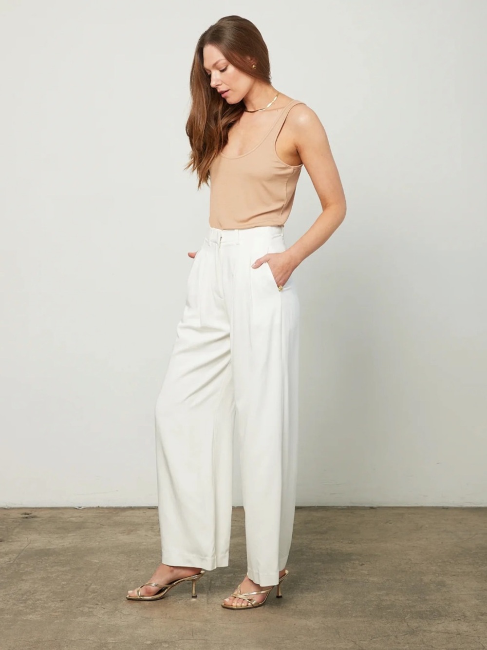 D’offay White Nancy Pleated Trousers Women’s size S